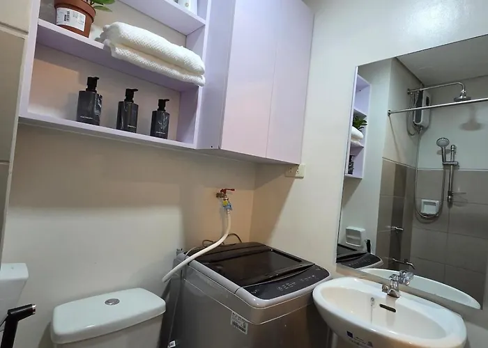 Aro Cozy Staycation Near Airport & Sm Bicutan * Manila