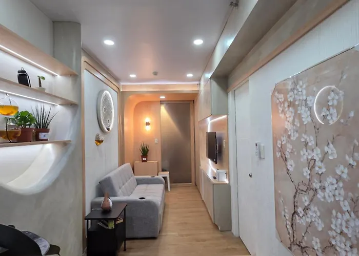 Aro Cozy Staycation Near Airport & Sm Bicutan